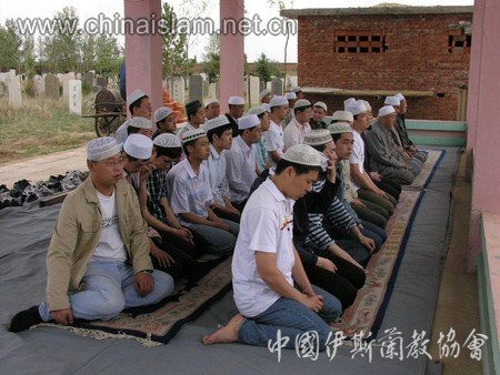 2002级学生在内蒙古自治区