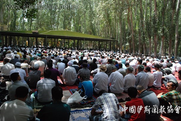 喀什艾提尕尔清真寺斋月聚礼